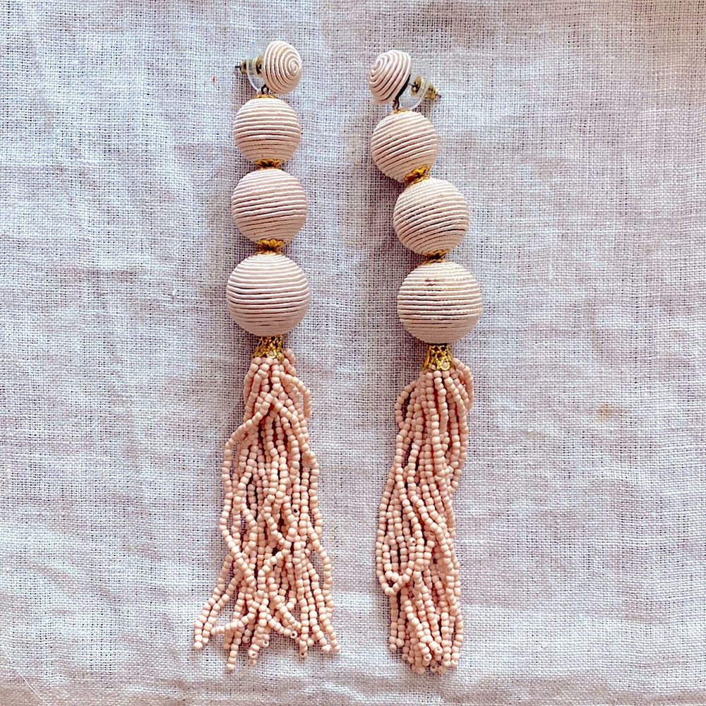 Rachel Parcell beaded soft pink beige earrings